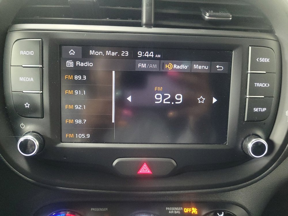 Used 2025 Kia Soul LX w/ LX Technology Package image 25