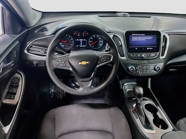 Used 2021 Chevrolet Malibu LT FWD image 22