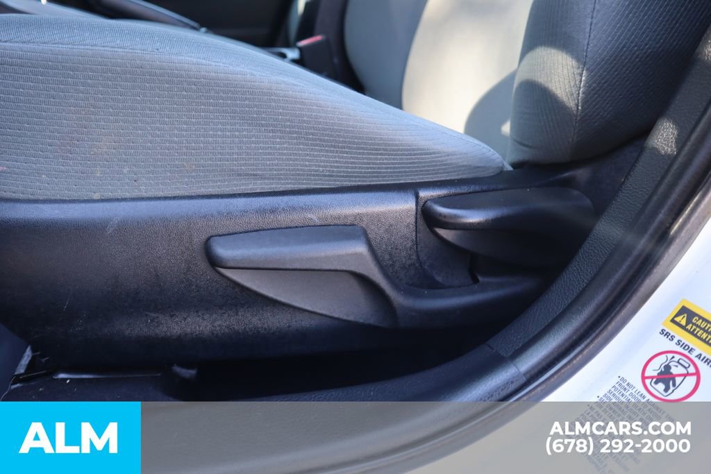 Used 2014 Toyota Corolla L FWD image 11