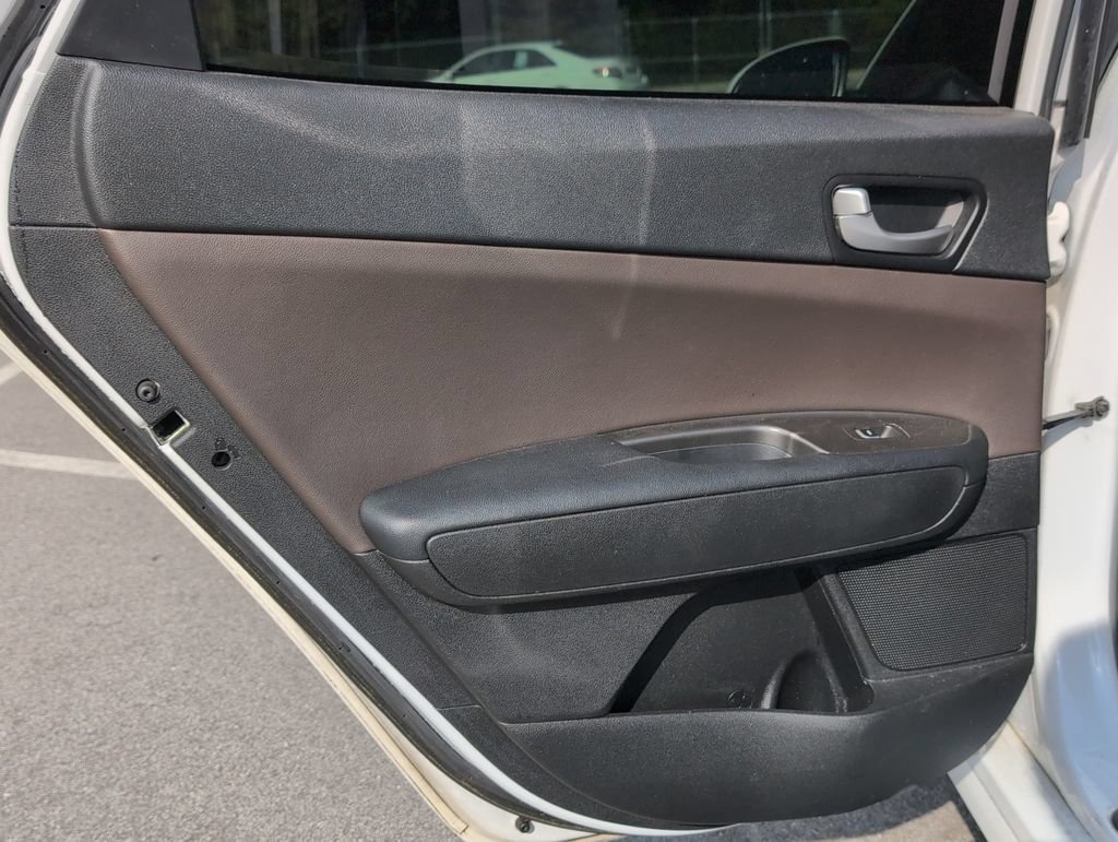 Used 2019 Kia Optima LX FWD image 22