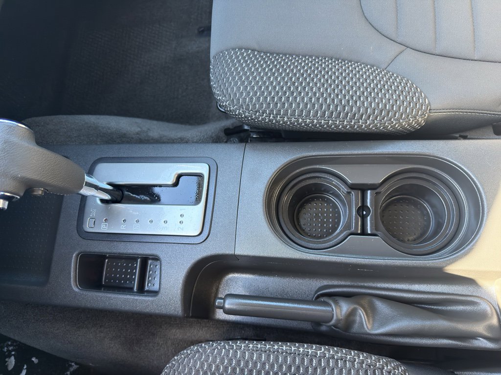 Used 2017 Nissan Frontier PRO-4X image 22