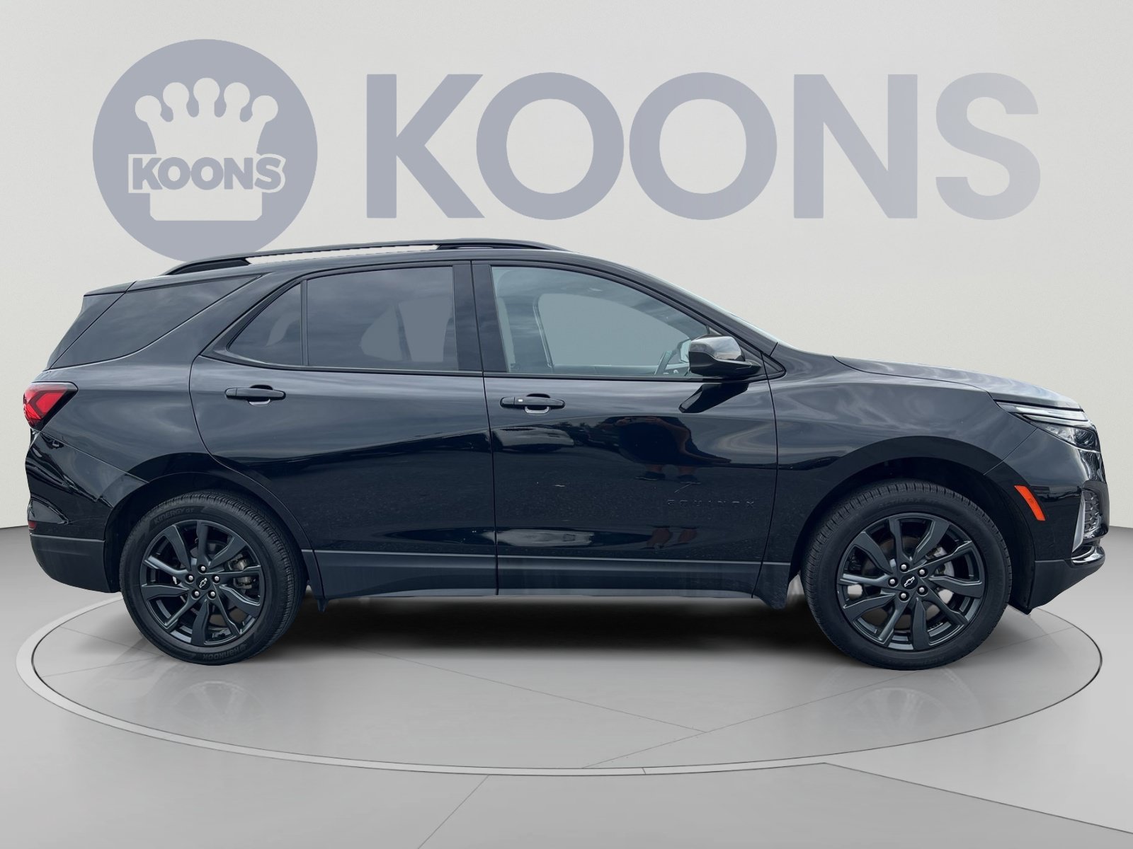 Used 2023 Chevrolet Equinox RS AWD/4WD image 8