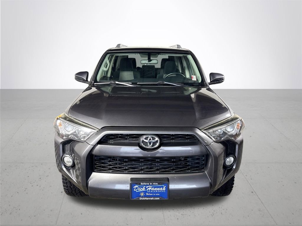 Used 2016 Toyota 4Runner SR5 image 3