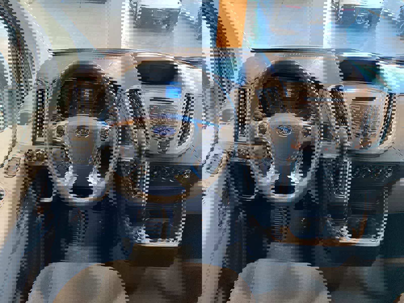 Used 2019 Ford Transit 150 XLT image 15