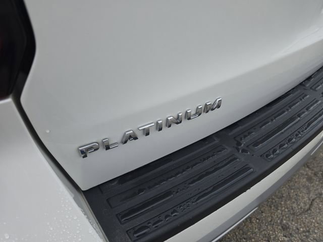Used 2024 Ford Expedition Platinum image 6