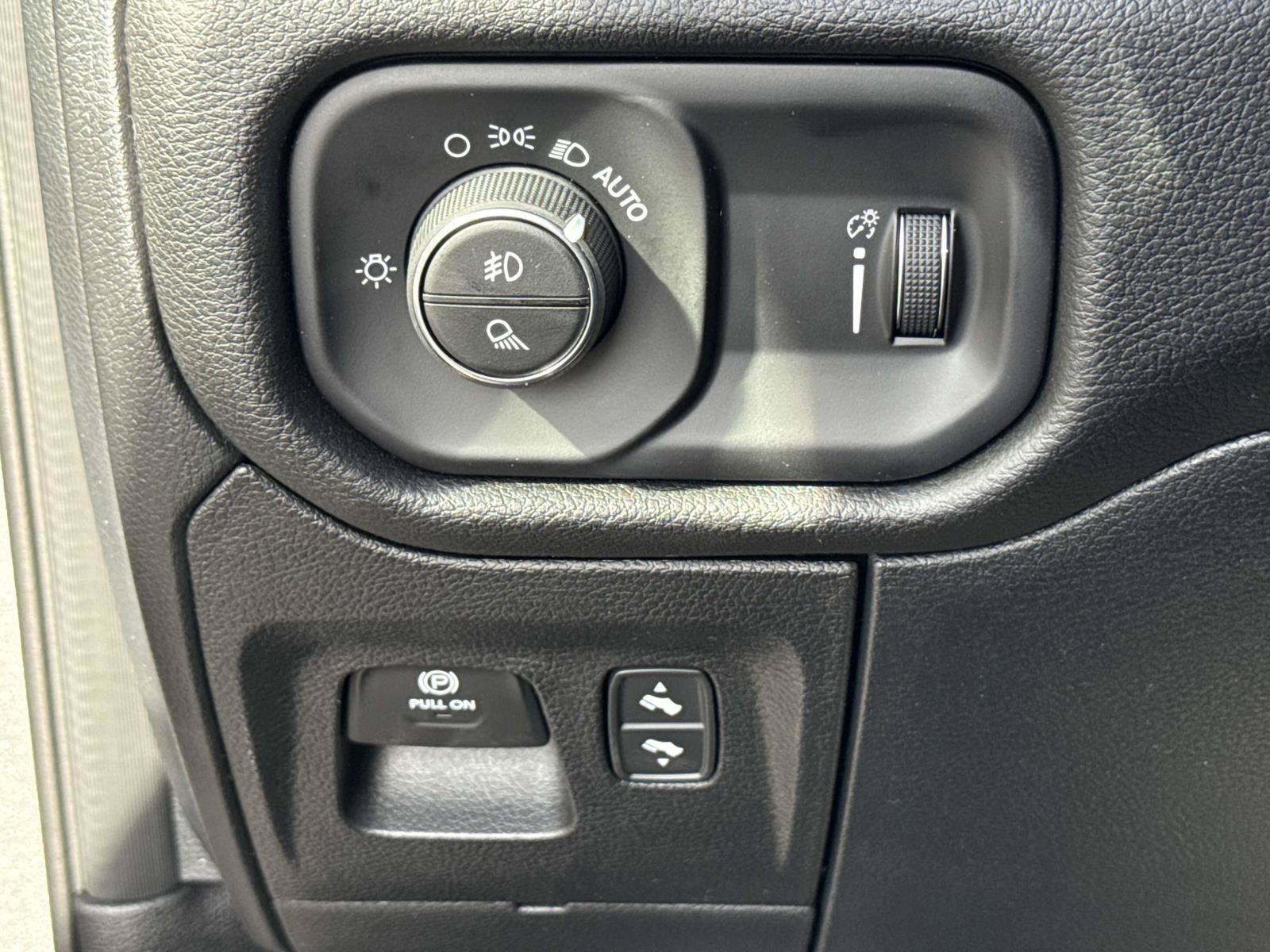 New 2026 RAM 1500 Big Horn AWD/4WD image 19