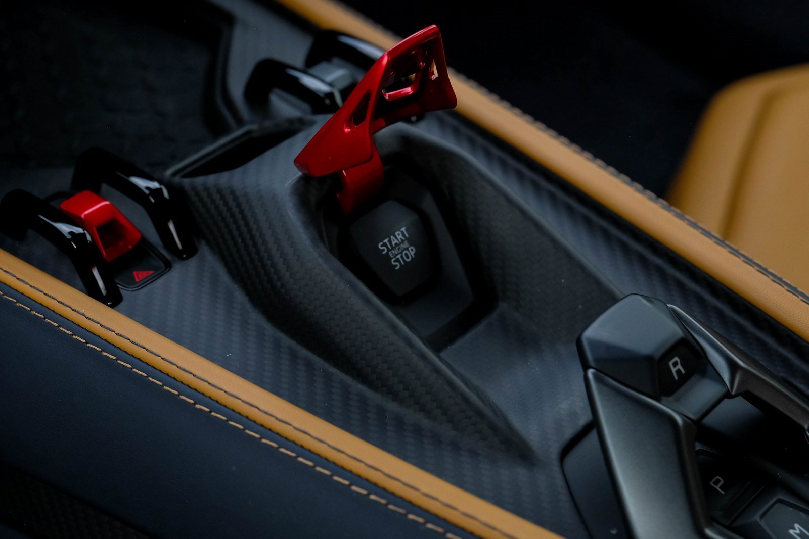 Used 2025 Lamborghini Revuelto image 22