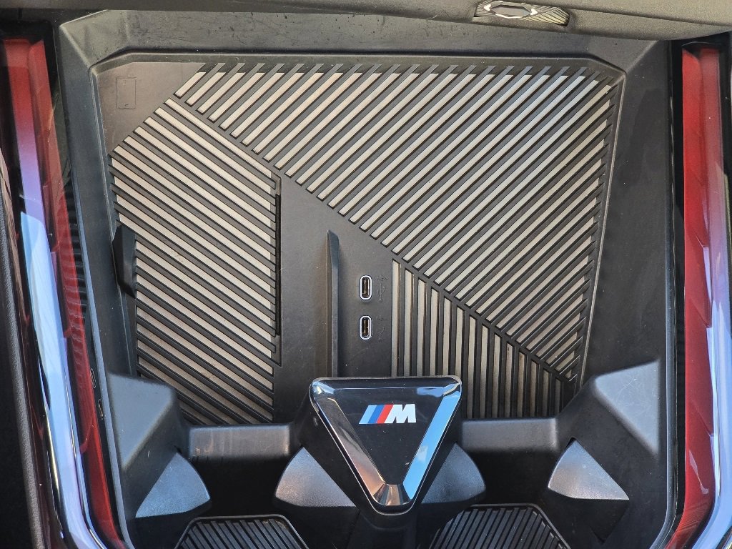 Used 2025 BMW X3 xDrive30i w/ M Sport Package image 19