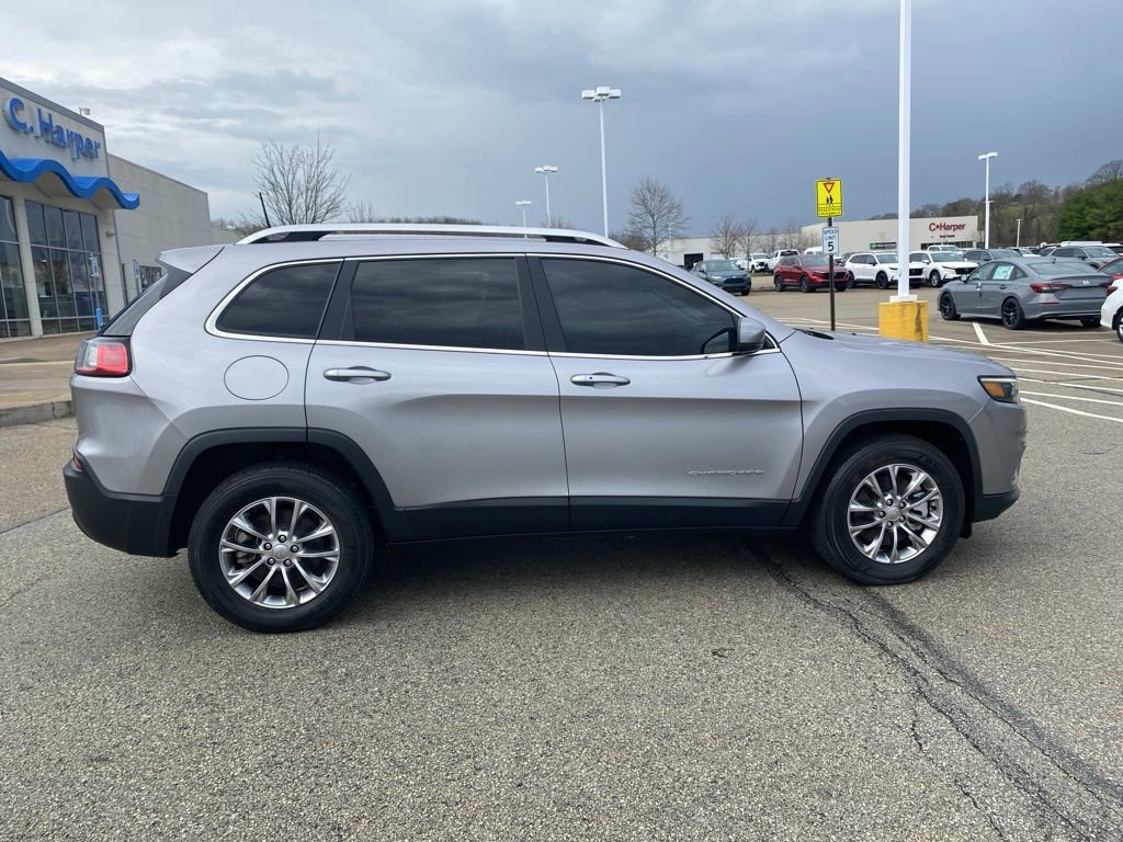 Used 2021 Jeep Cherokee Latitude Lux image 2