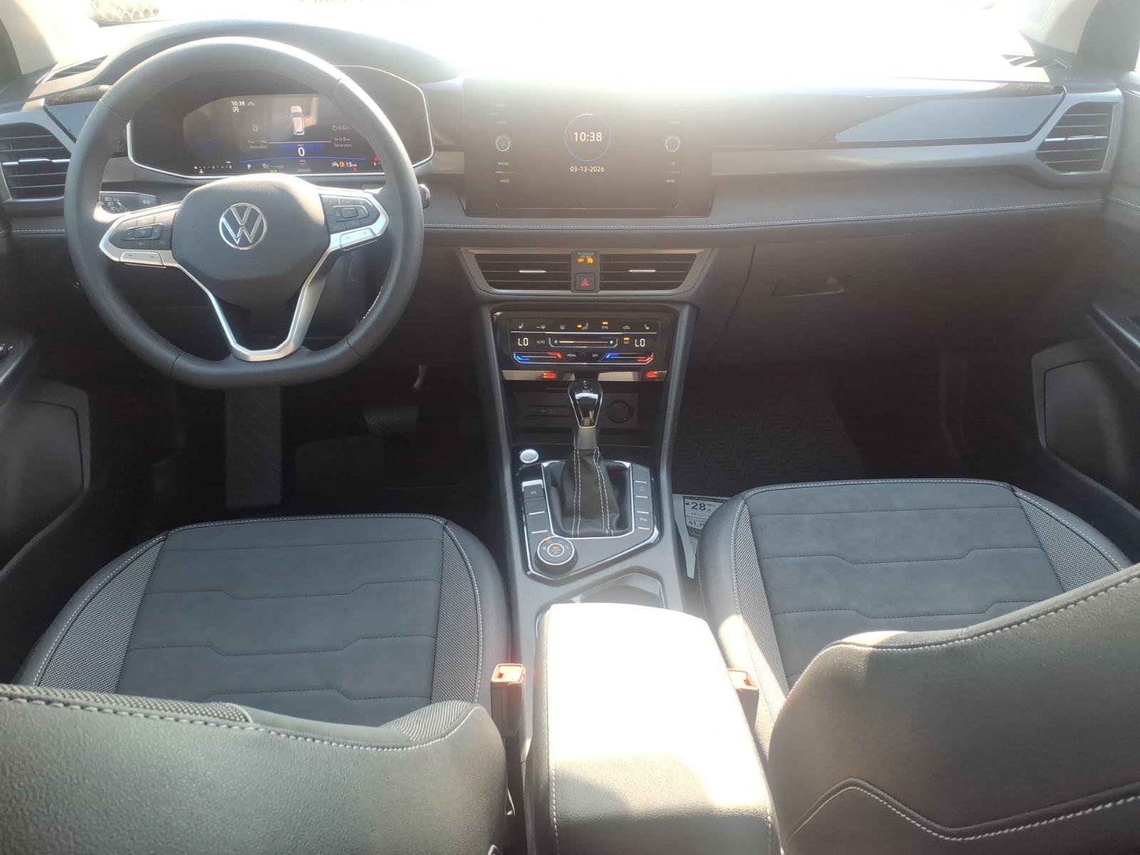 New 2026 Volkswagen Taos SE AWD/4WD image 10