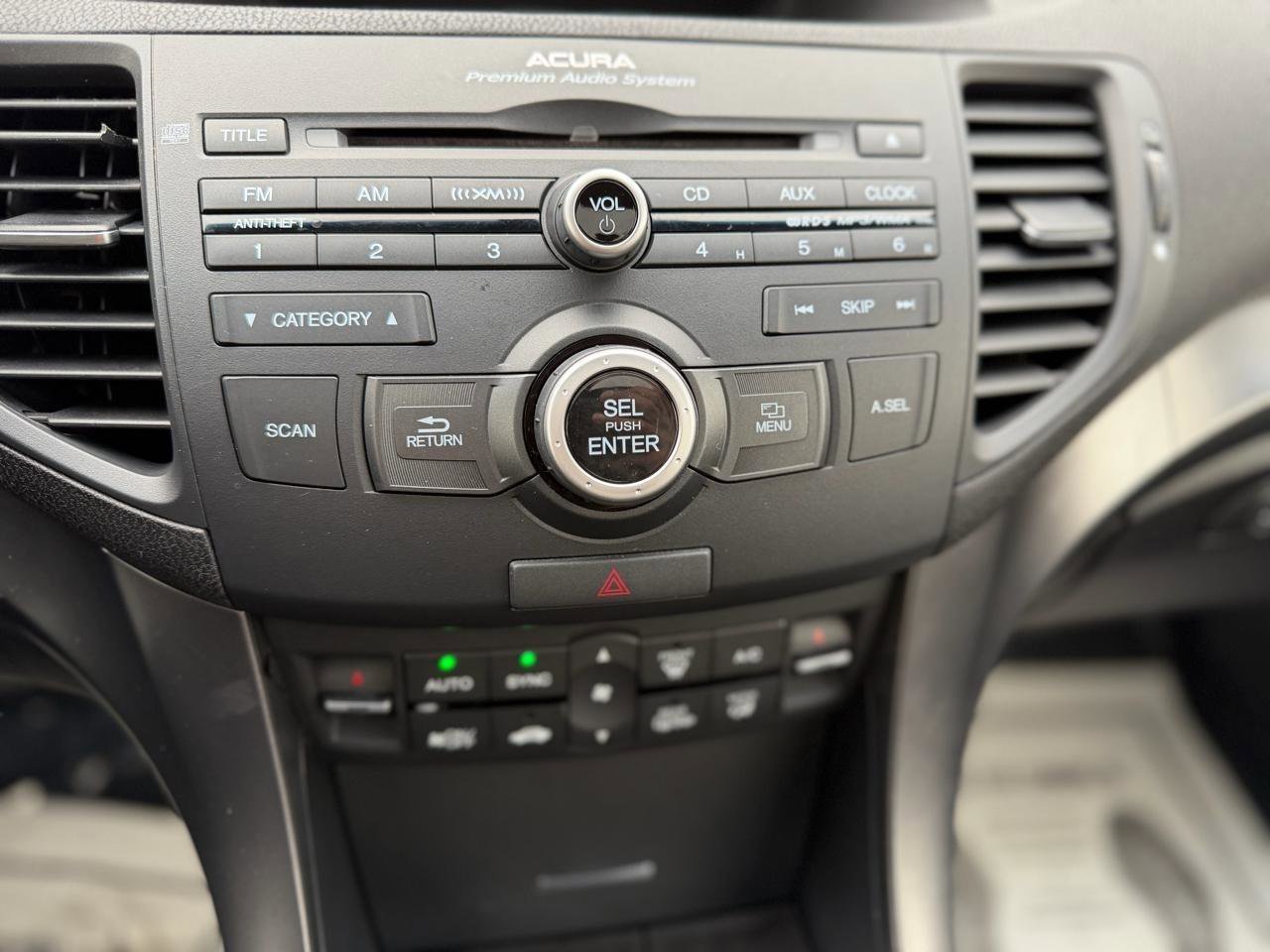 Used 2013 Acura TSX Sedan image 38