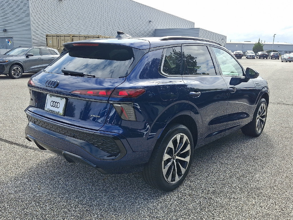 New 2026 Audi Q3 quattro 2.0T AWD/4WD image 4