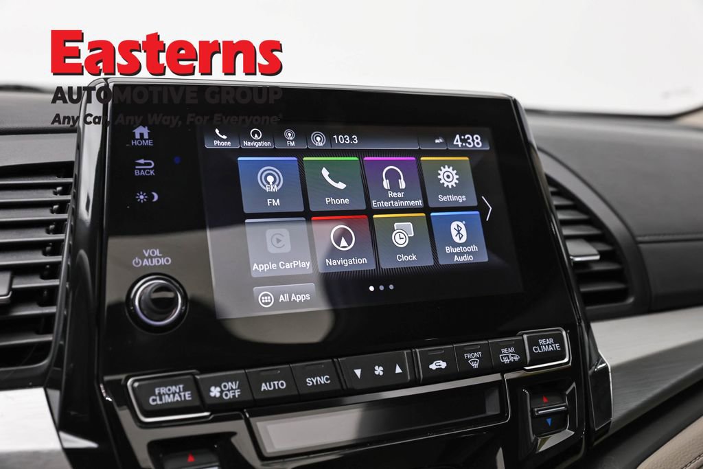 Used 2018 Honda Odyssey Touring image 18