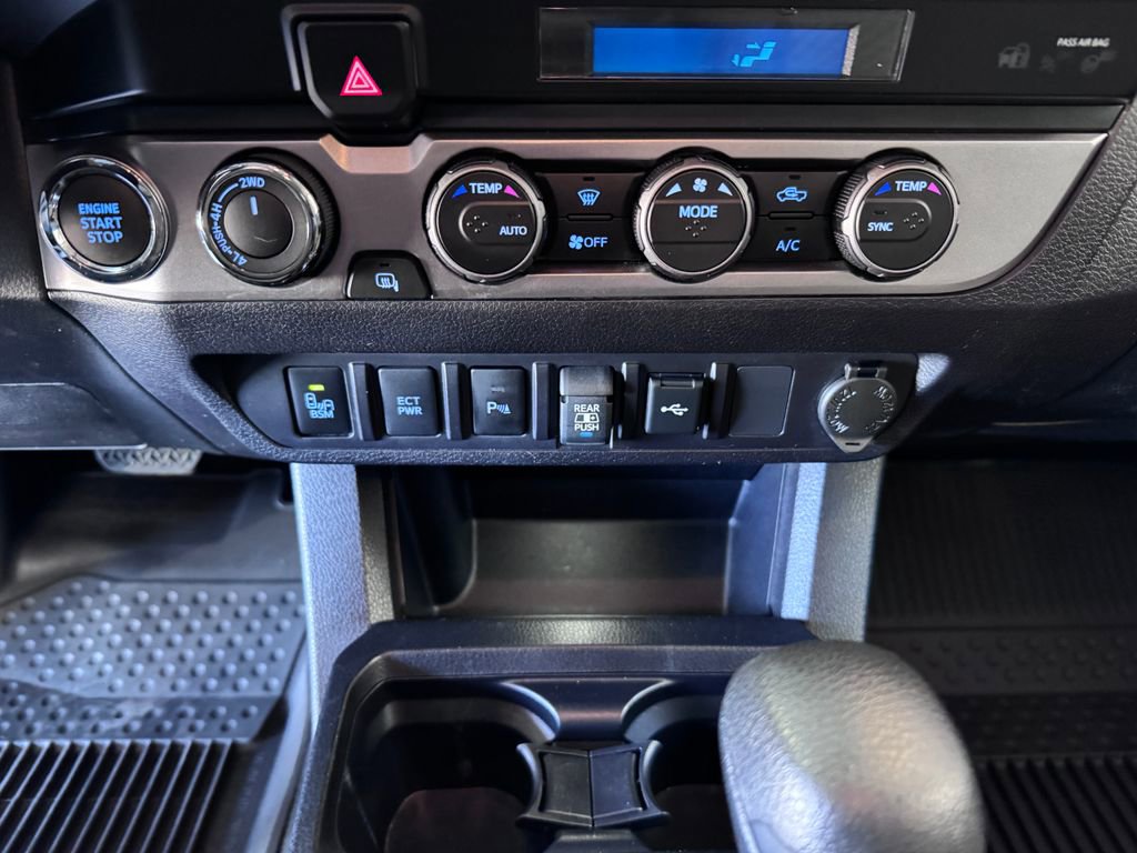 Used 2023 Toyota Tacoma SR5 AWD/4WD image 20
