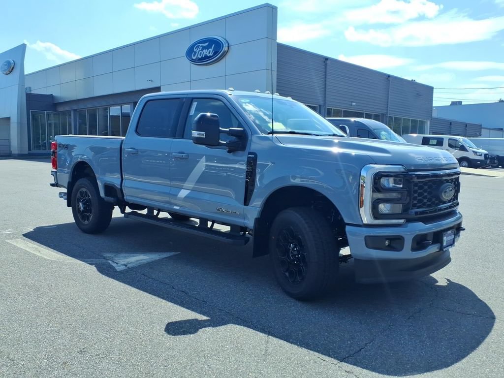 New 2026 Ford F250 Lariat w/ Black Appearance Package AWD/4WD image 3