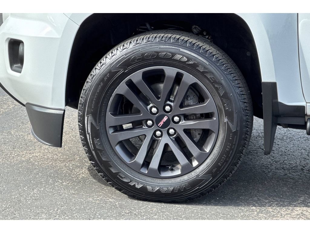 Used 2020 GMC Canyon SLE image 29