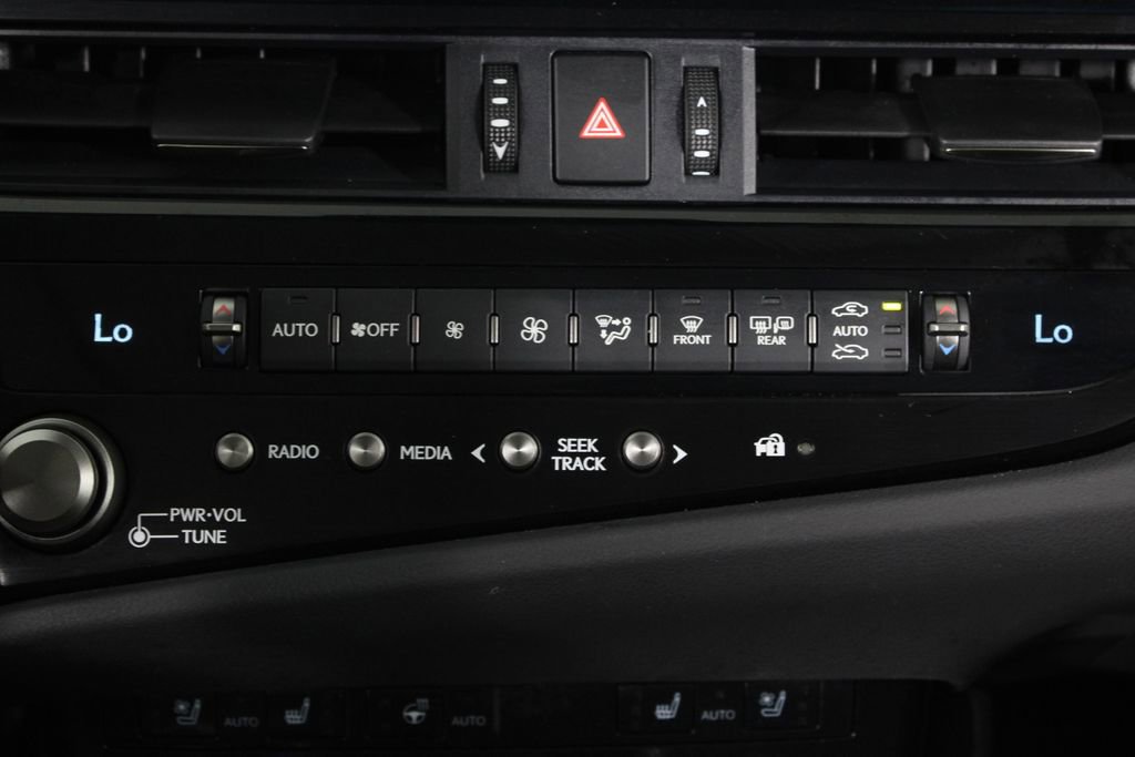 Used 2023 Lexus ES 250 w/ Premium Package image 20