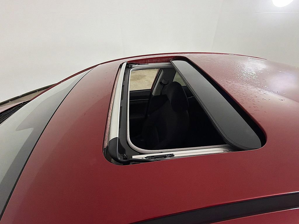 Used 2017 Hyundai Elantra Value Edition image 17