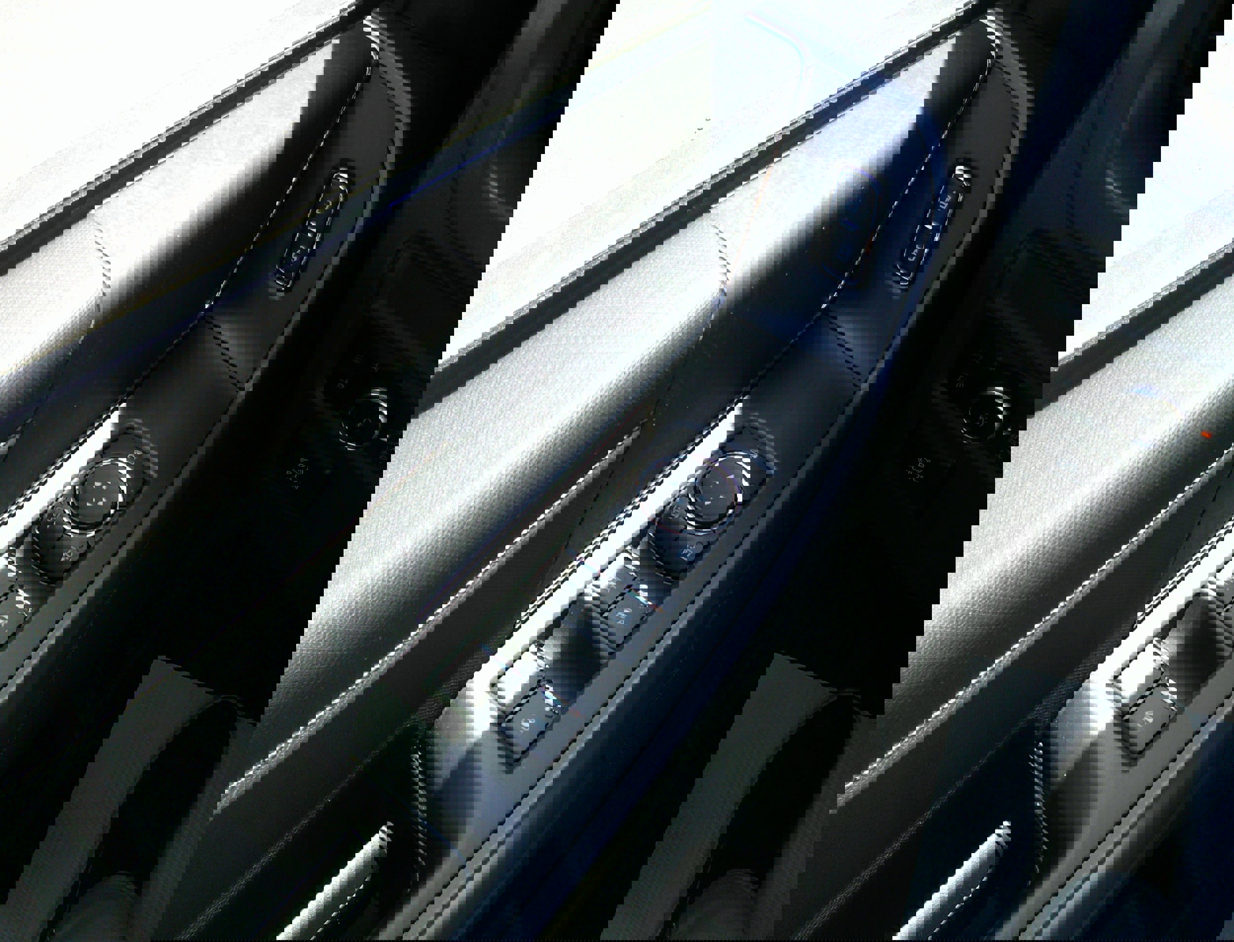 New 2025 Ford F150 XLT w/ Equipment Group 302A MID image 15