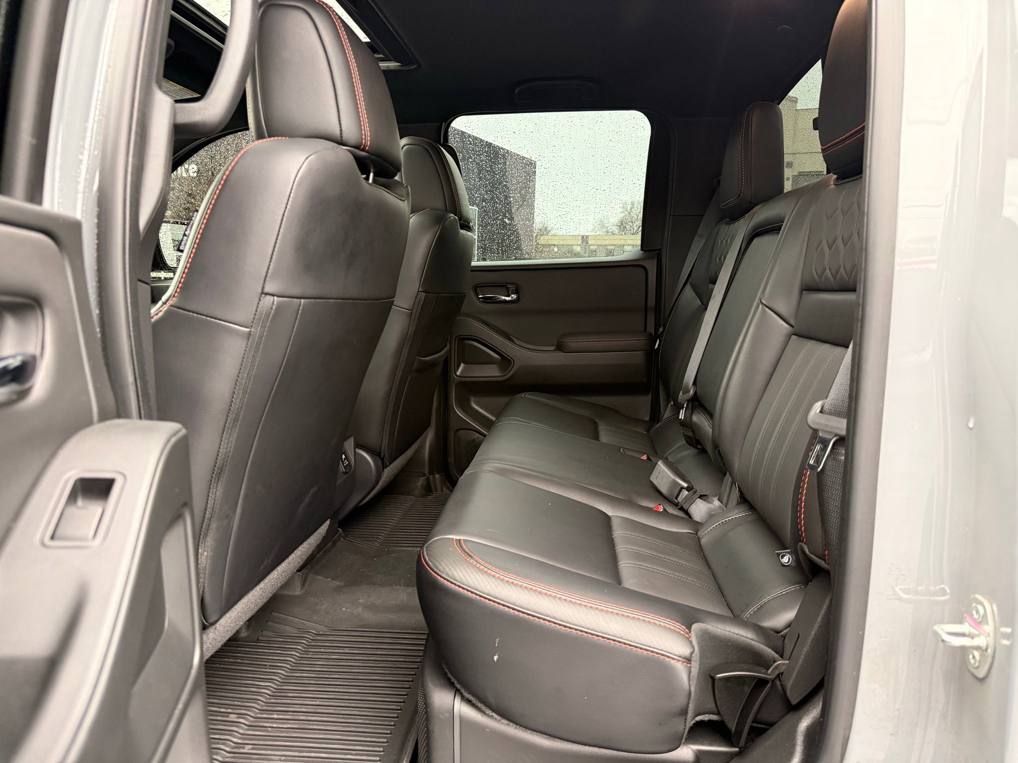 Used 2024 Nissan Frontier PRO-4X w/ Pro Premium Package image 39