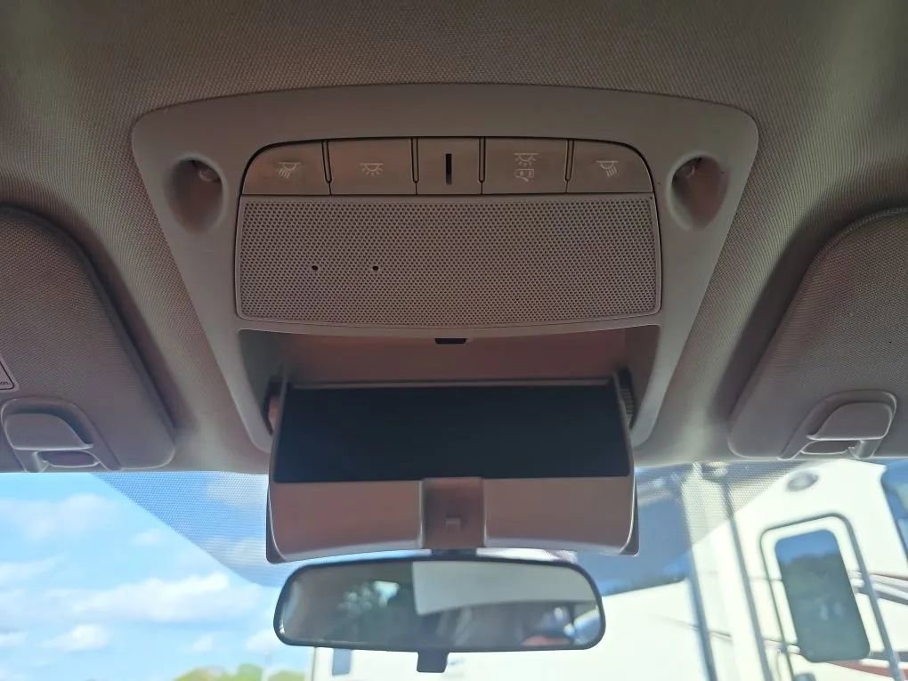 Used 2019 Nissan Murano S image 30