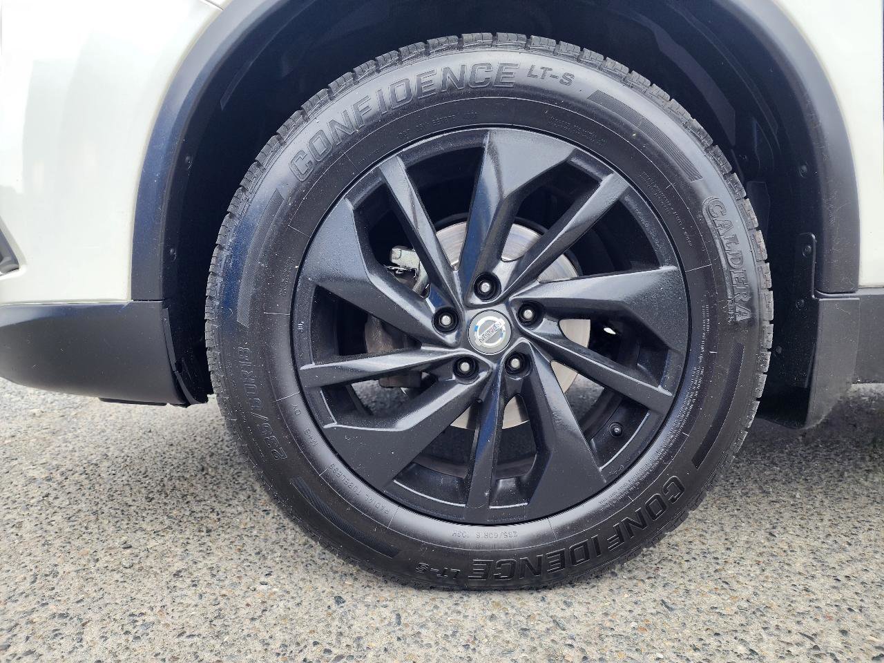Used 2016 Nissan Rogue SL AWD/4WD image 44
