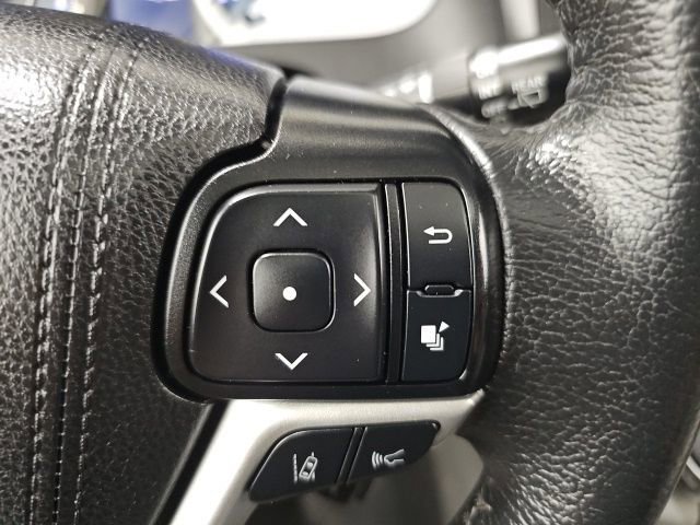 Used 2019 Toyota Sienna XLE w/ XLE Navigation Package image 20