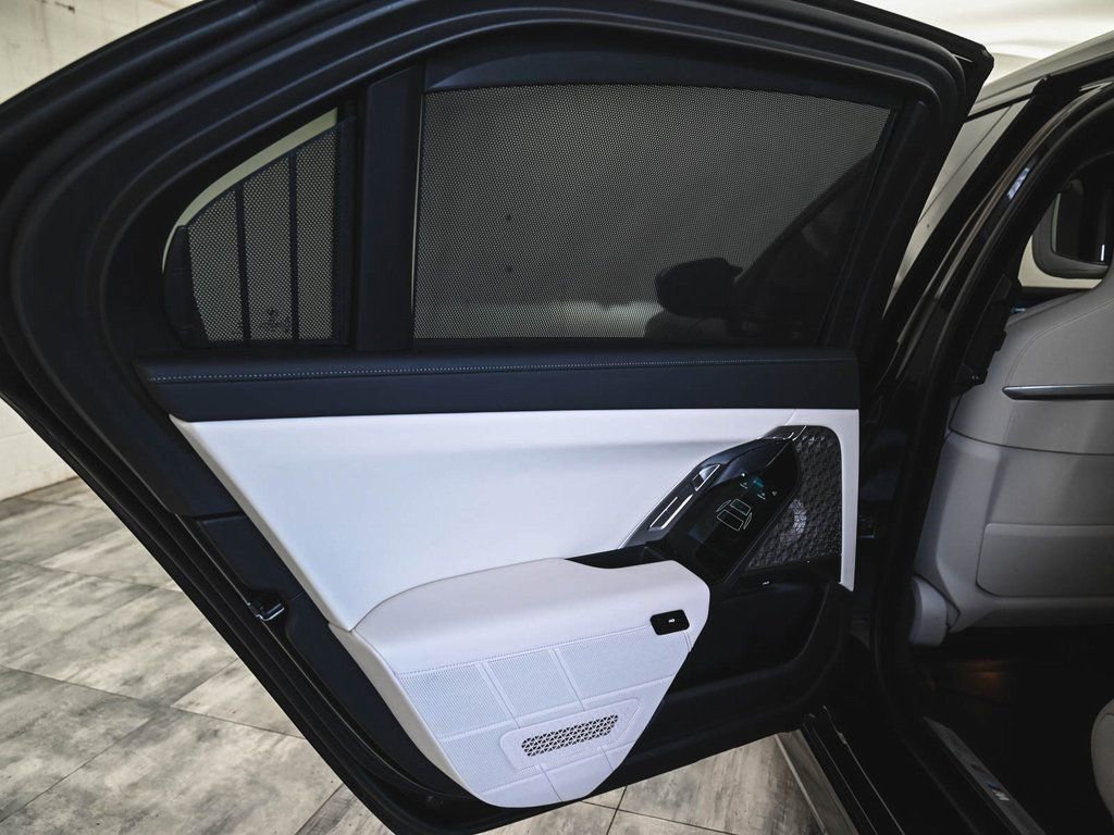 Used 2024 BMW i7 M70 w/ Executive Package image 12