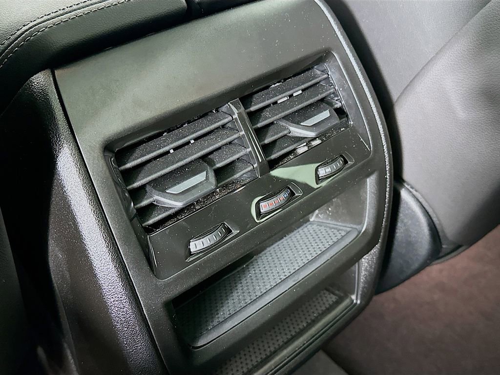 Used 2025 BMW X5 xDrive40i w/ Premium Package image 33