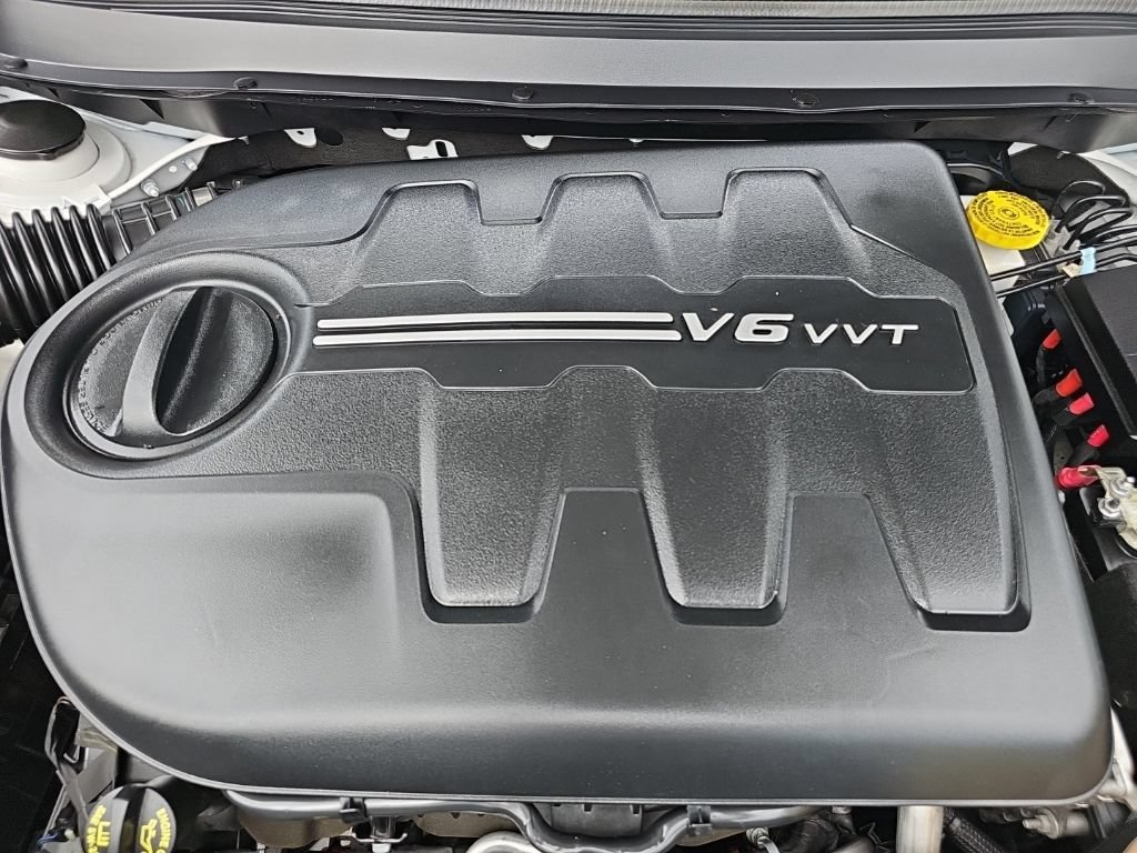 Certified 2021 Jeep Cherokee Latitude Lux AWD/4WD image 37