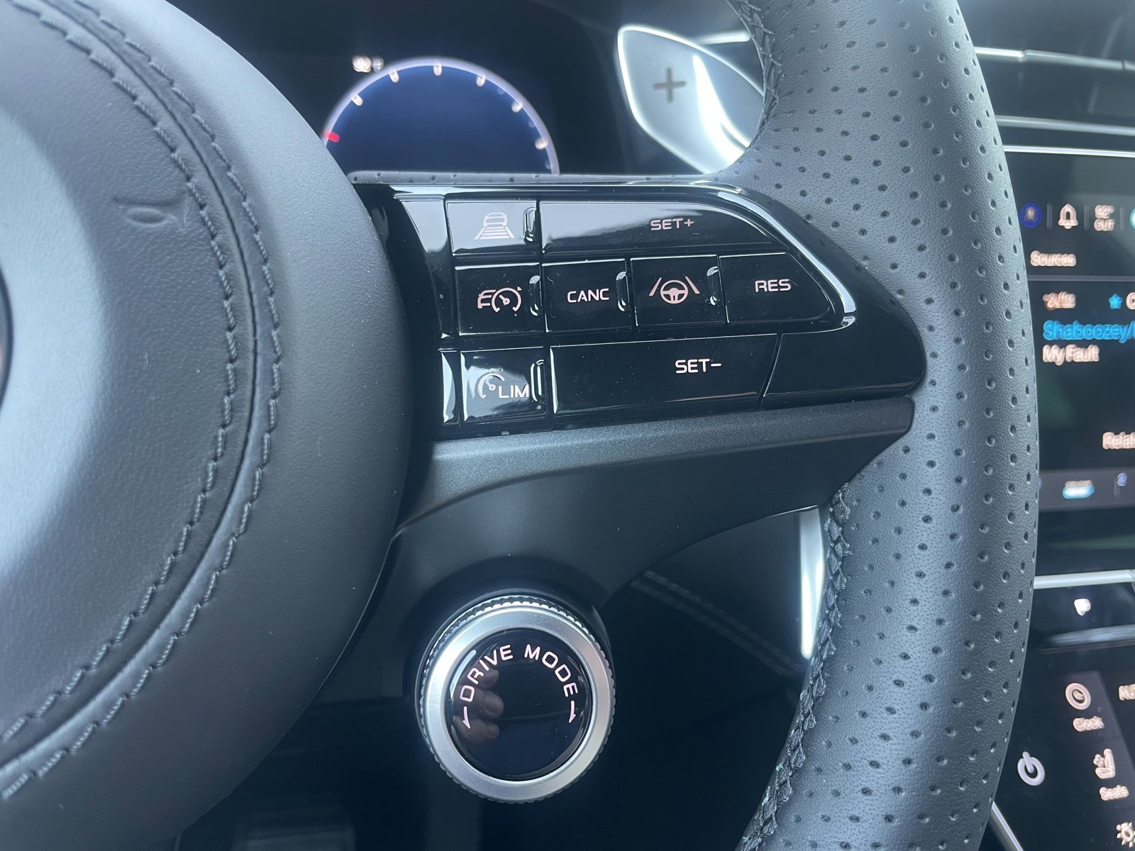 New 2024 Maserati Grecale GT image 22