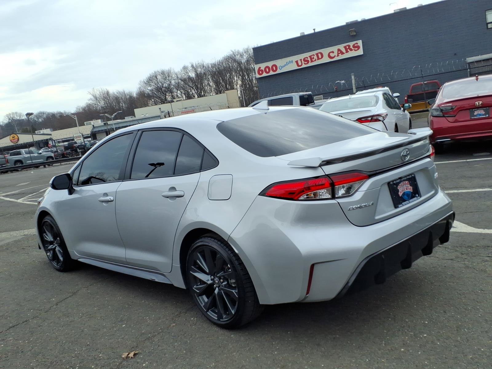 Certified 2025 Toyota Corolla SE image 4