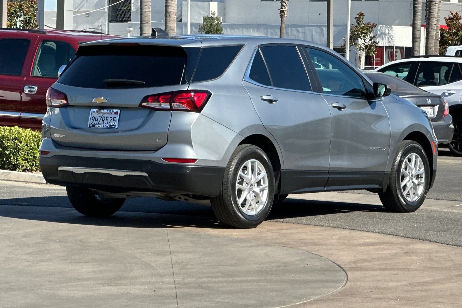 Certified 2024 Chevrolet Equinox LT FWD image 4