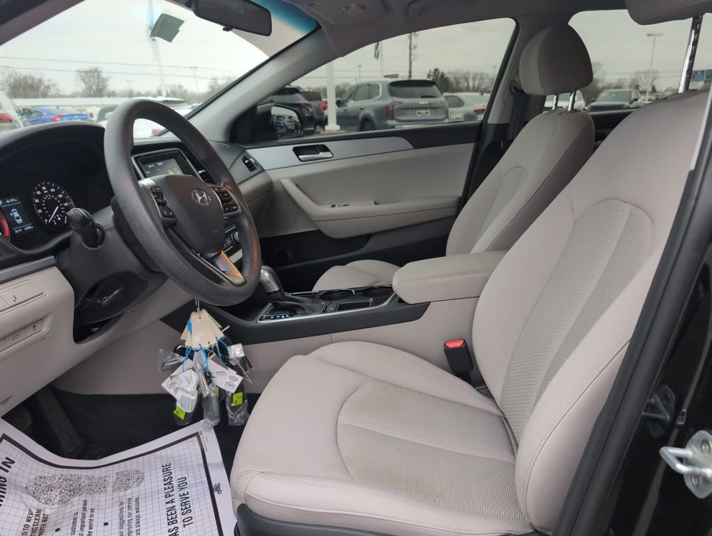 Used 2019 Hyundai Sonata SE image 13