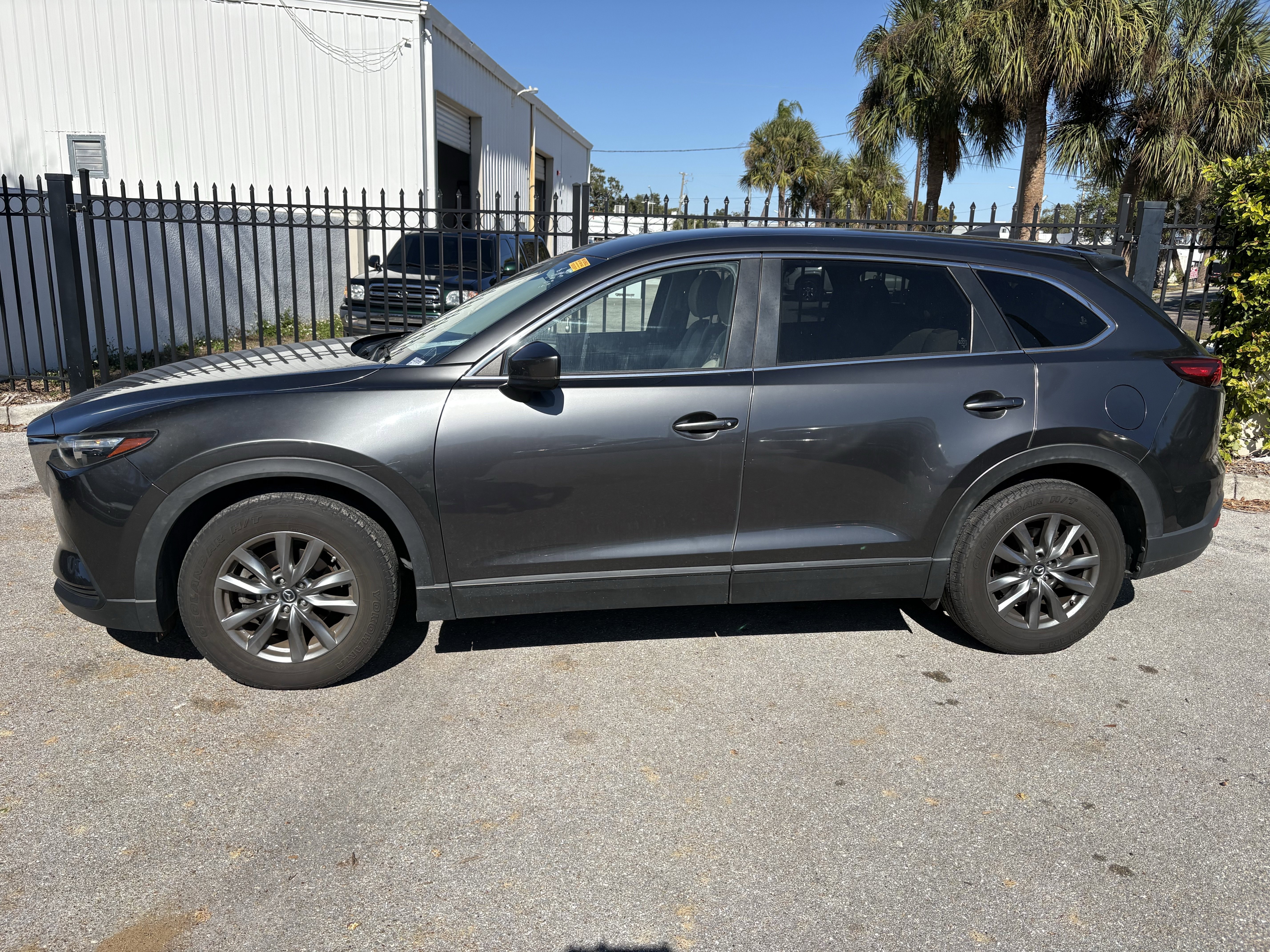 Used 2018 MAZDA CX-9 Sport image 4