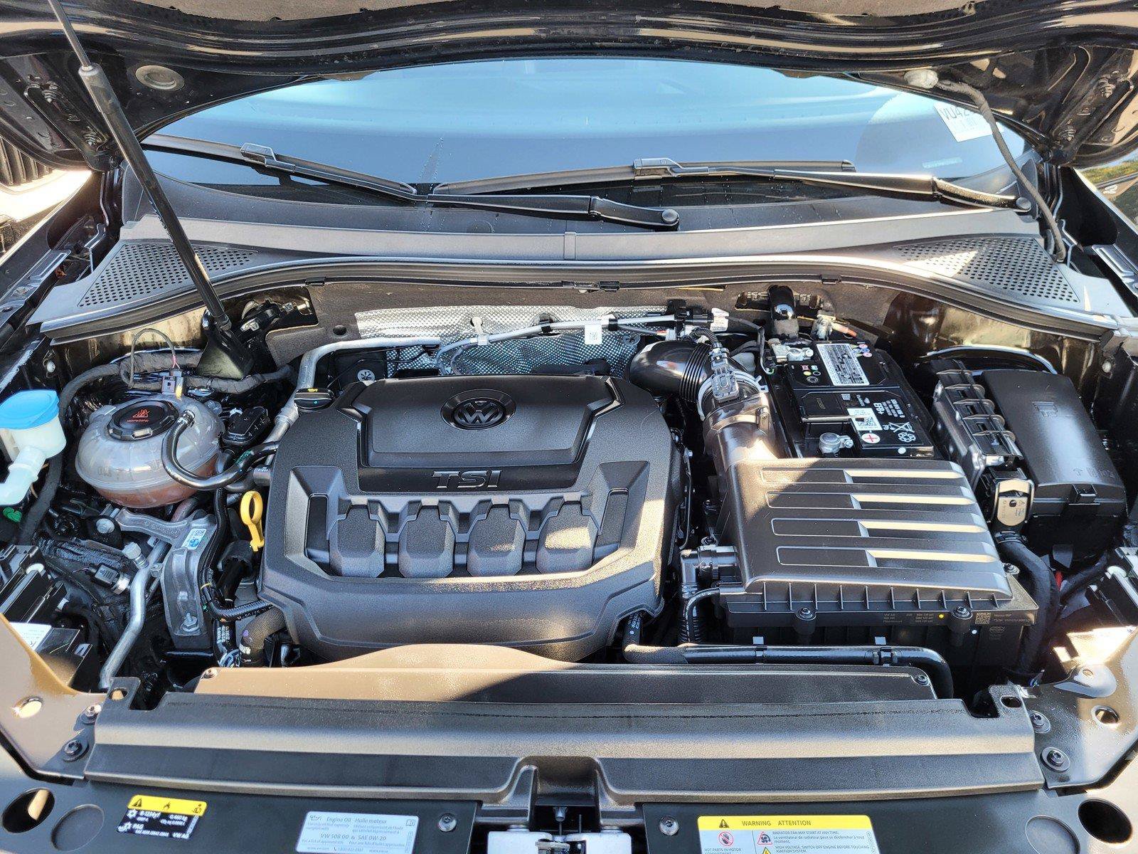 Certified 2023 Volkswagen Tiguan SE R-Line FWD image 37