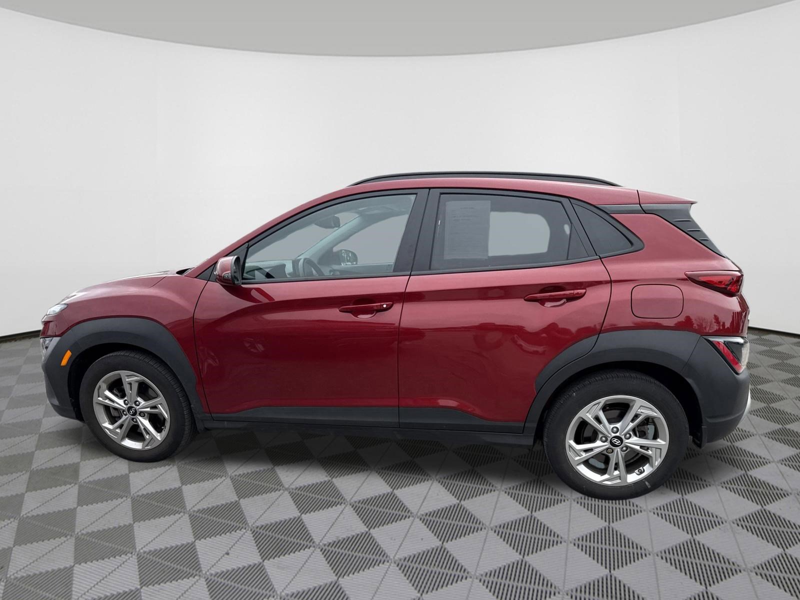 Certified 2023 Hyundai Kona SEL w/ Convenience Package AWD/4WD image 5