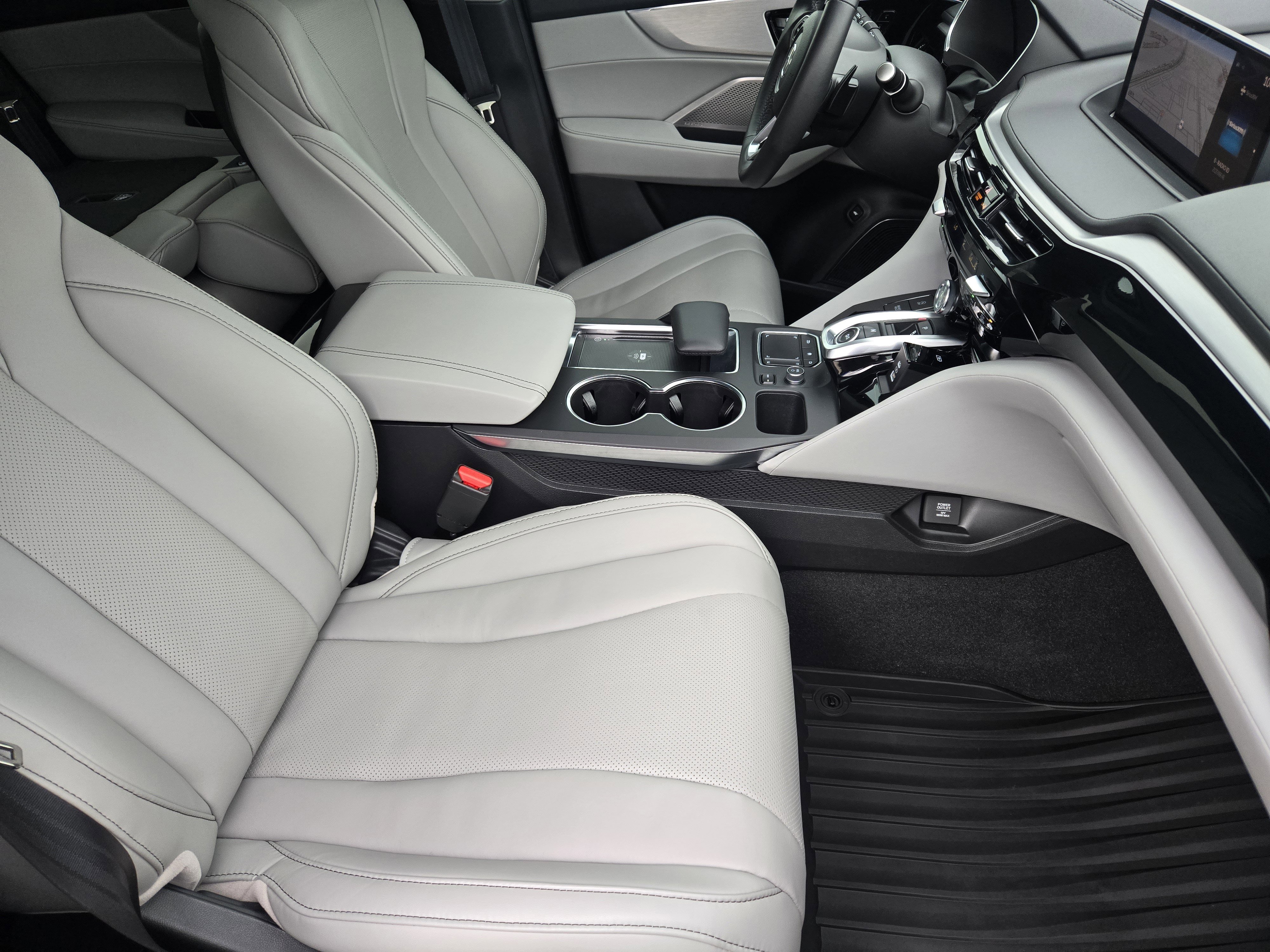Certified 2024 Acura MDX FWD w/ Technology Package image 12