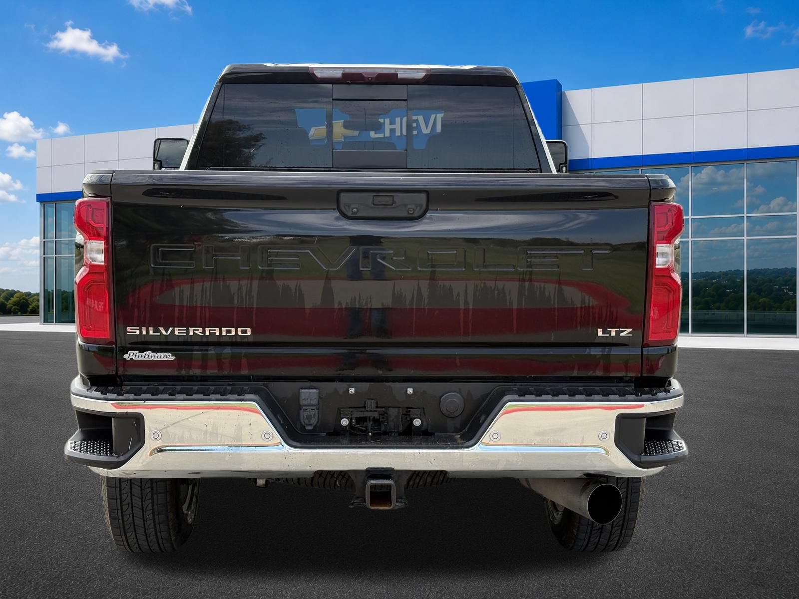 Used 2024 Chevrolet Silverado 2500 LTZ w/ LTZ Texas Edition AWD/4WD image 6