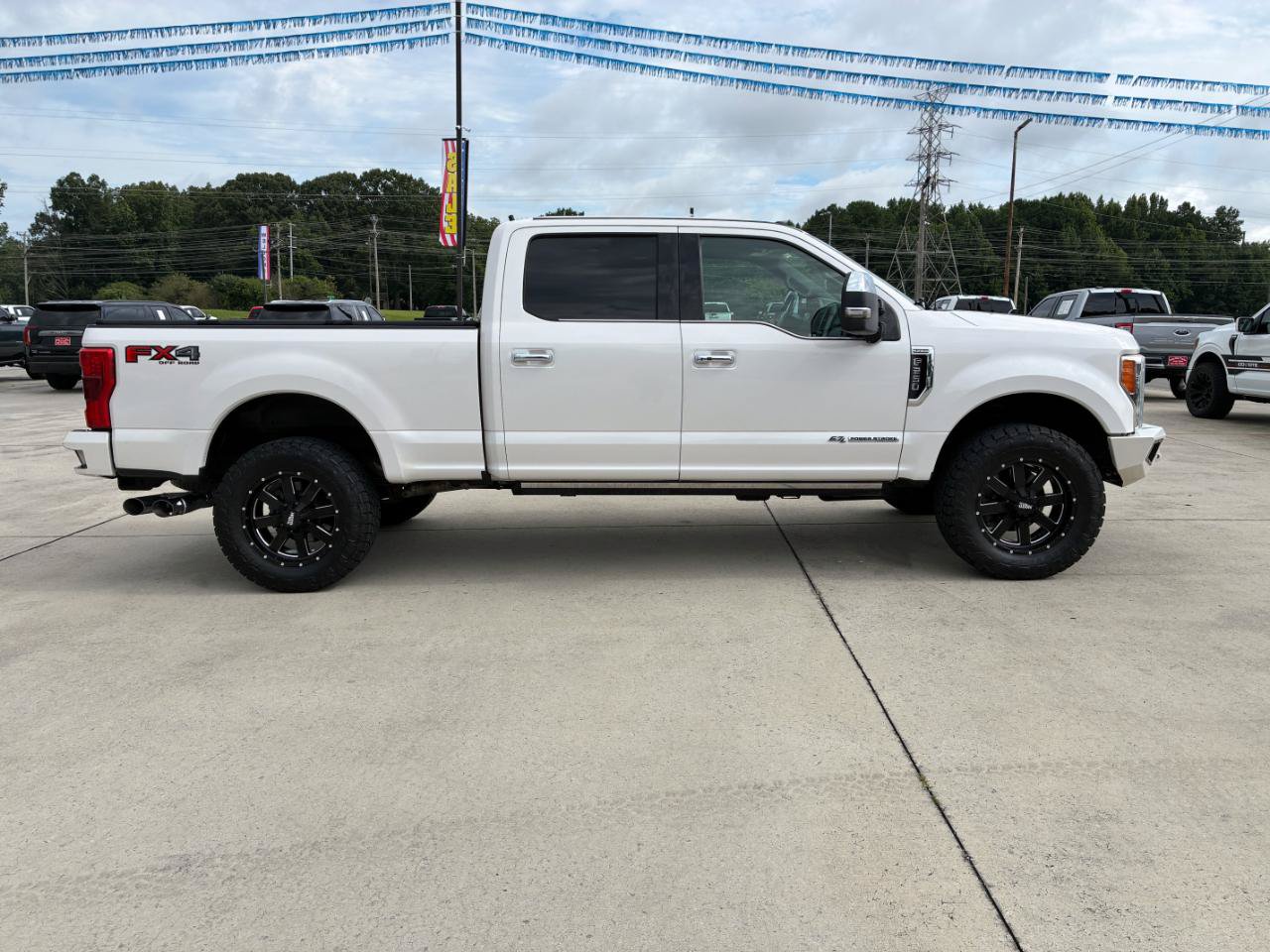 Used 2018 Ford F250 Platinum w/ Platinum Ultimate Package AWD/4WD image 5