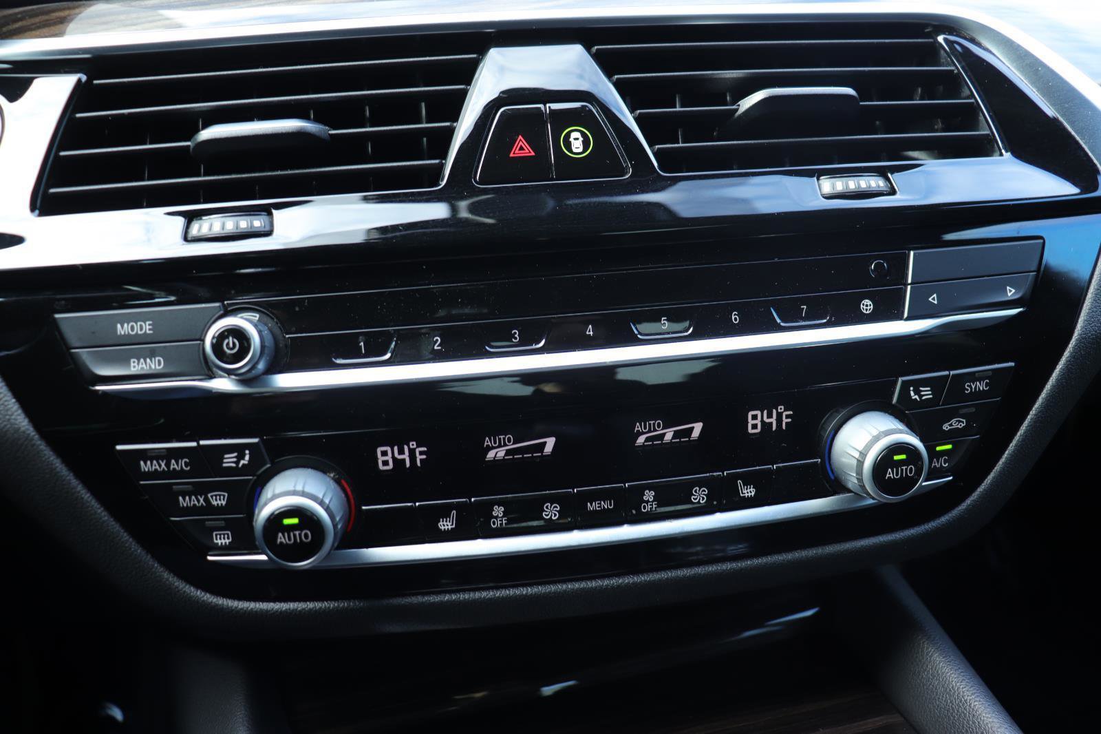 Used 2020 BMW 530i image 34