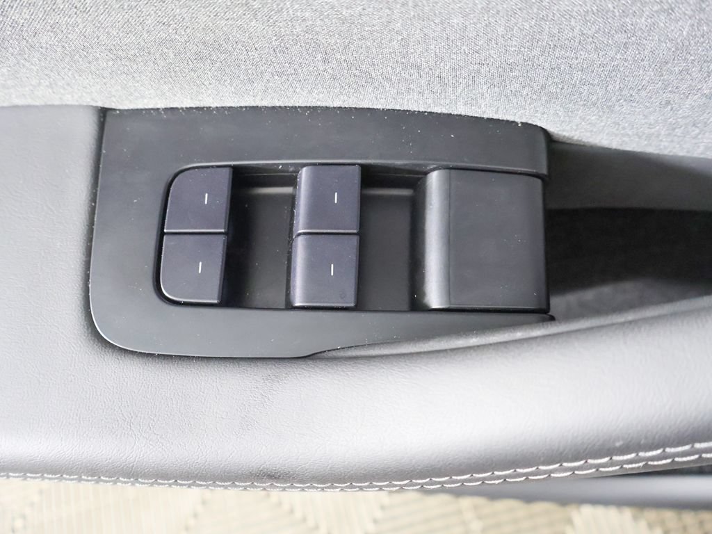 Used 2025 Tesla Model 3 Long Range RWD image 40