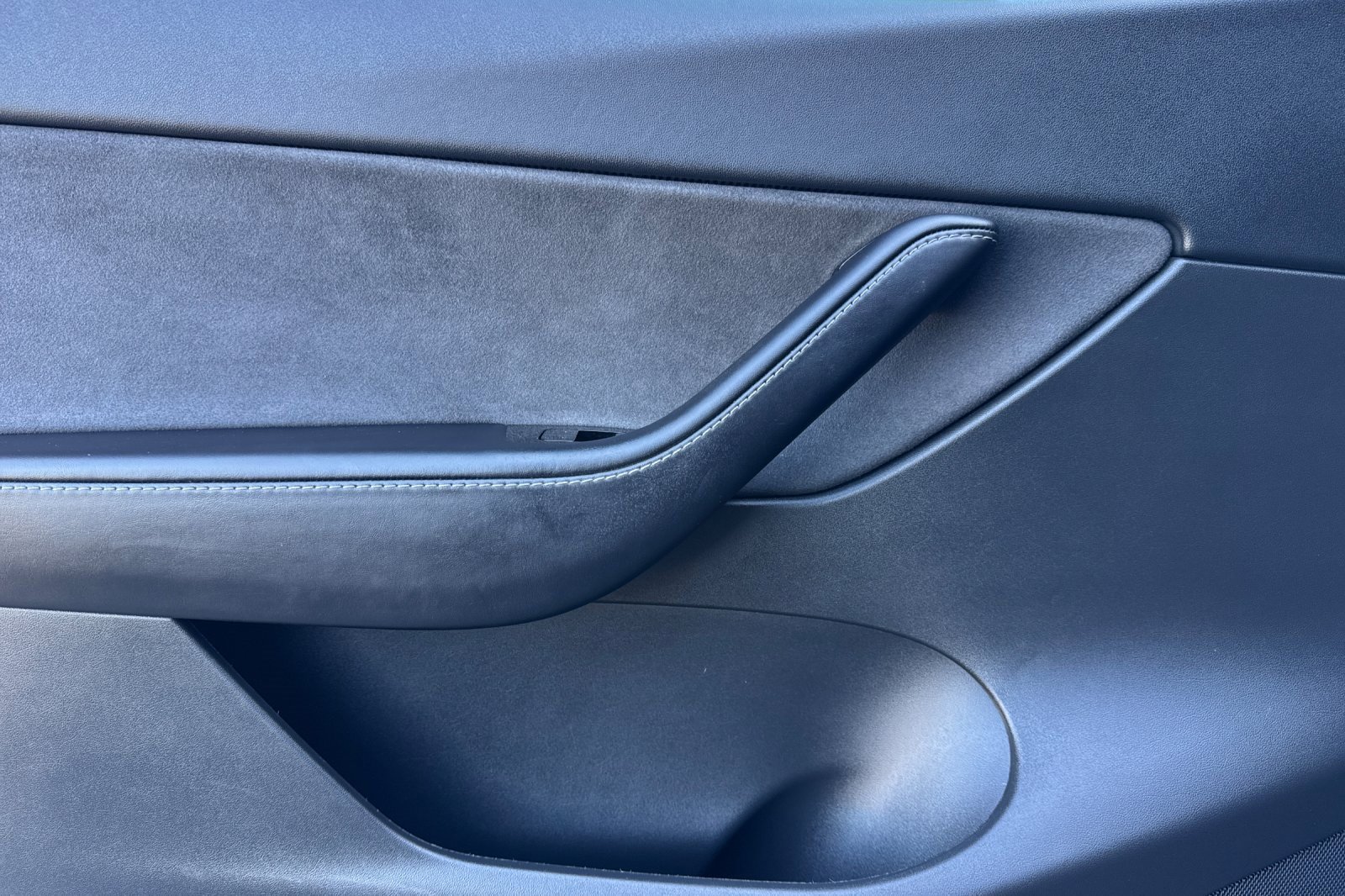 Used 2020 Tesla Model Y Long Range image 10