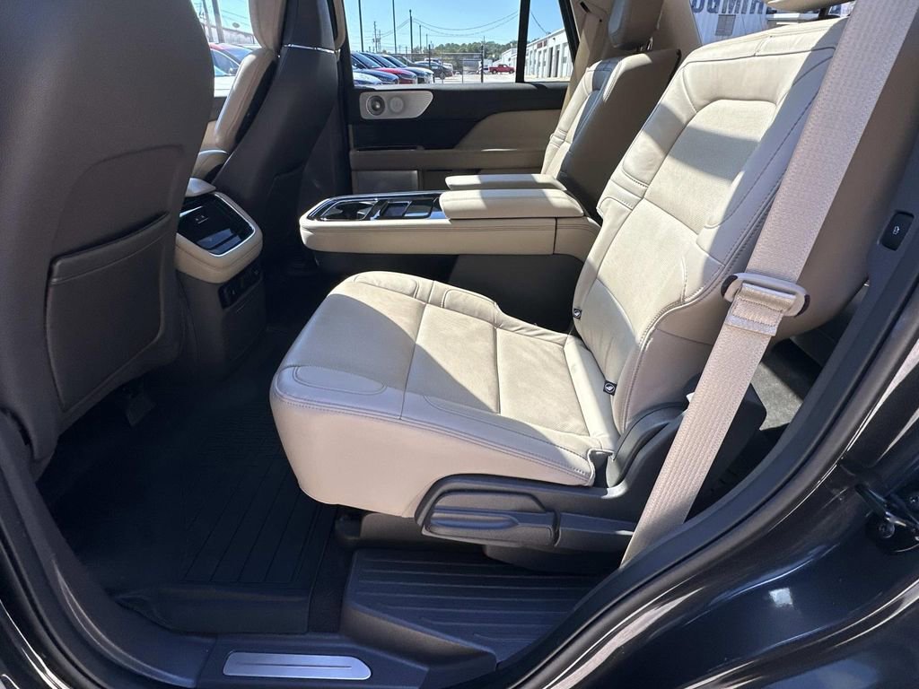 Certified 2024 Lincoln Navigator Reserve image 22