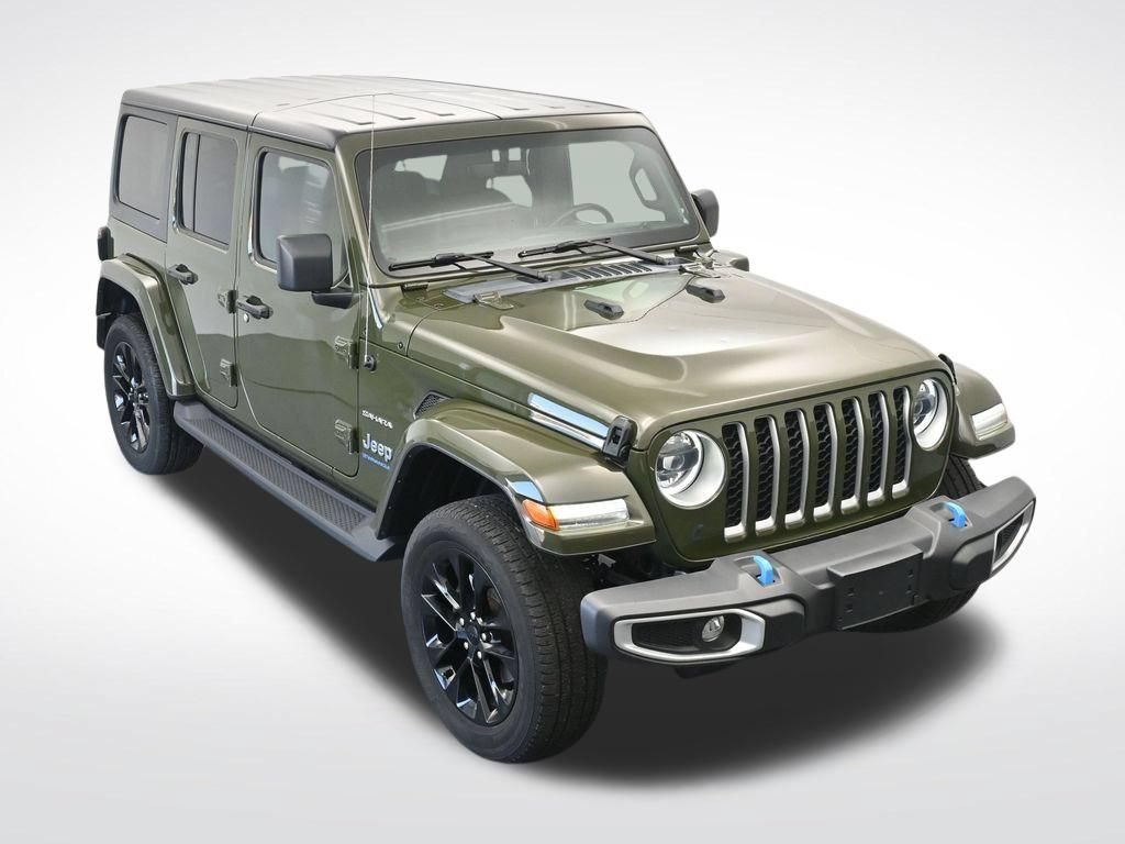 Used 2023 Jeep Wrangler Unlimited Sahara w/ Cold Weather Group AWD/4WD image 22