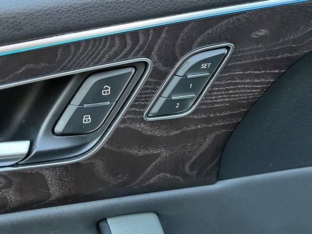 Used 2019 Audi Q8 Prestige image 13