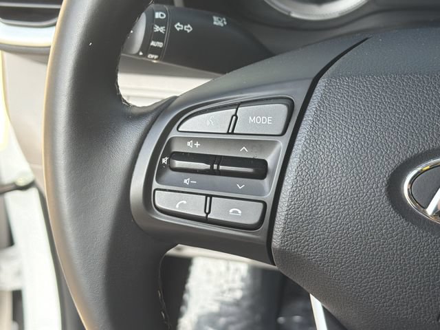 Used 2021 Hyundai Venue SEL FWD image 26