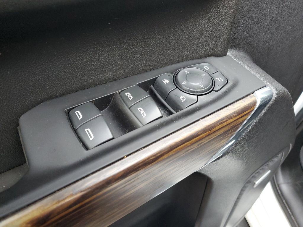 Used 2021 Chevrolet Silverado 1500 High Country image 26