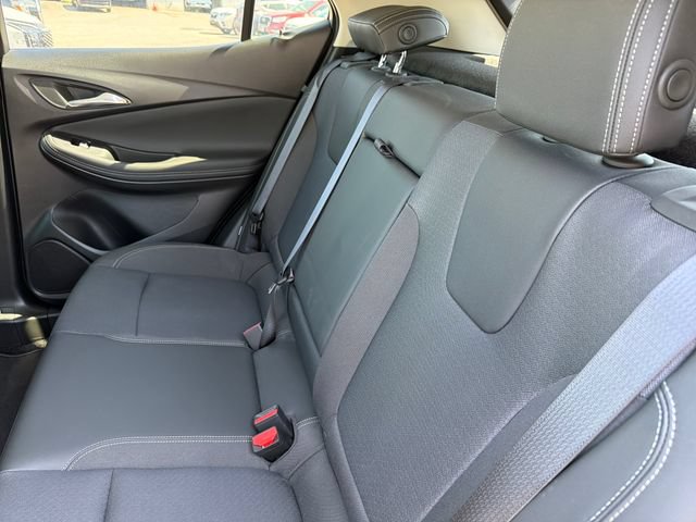 Used 2023 Buick Encore GX Select w/ Sport Touring Package FWD image 22