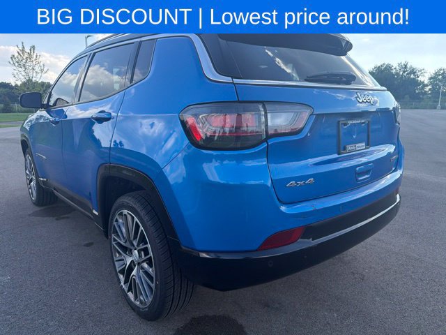 Used 2022 Jeep Compass Limited w/ Elite Group AWD/4WD image 17